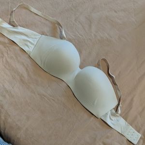 Uniqlo wireless strapless bra